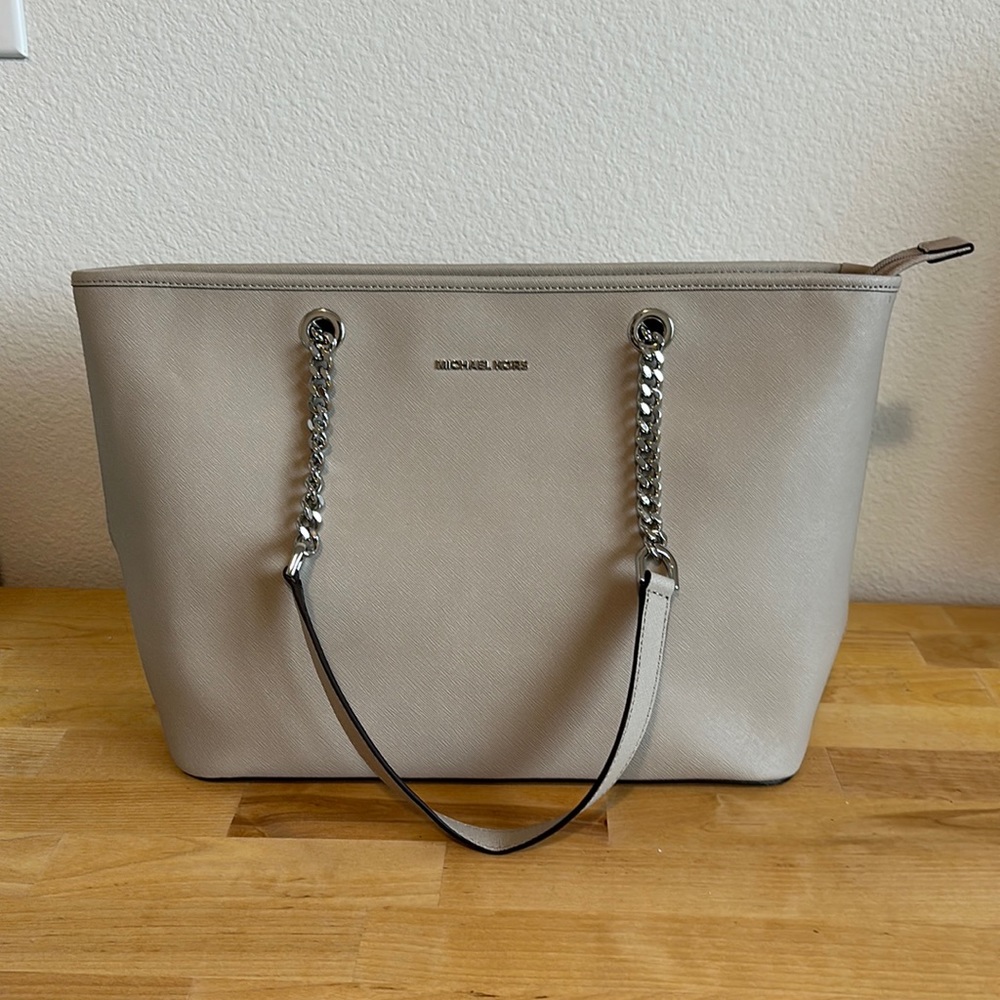 NWT Michael Kors Jet Set Travl Chain Tote